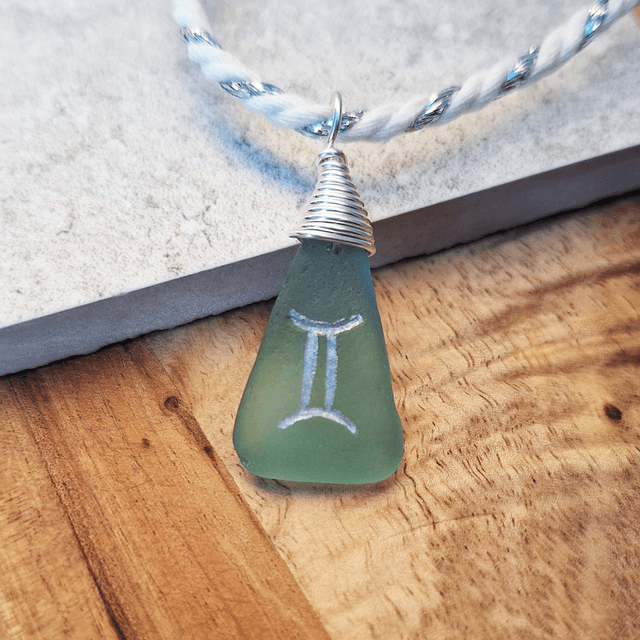 Astro Gémeaux - pendentif en verre gravé et argent